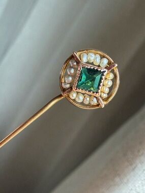 Gold Stick Pin antique Victorian Edwardian 10k seed pearl green glass